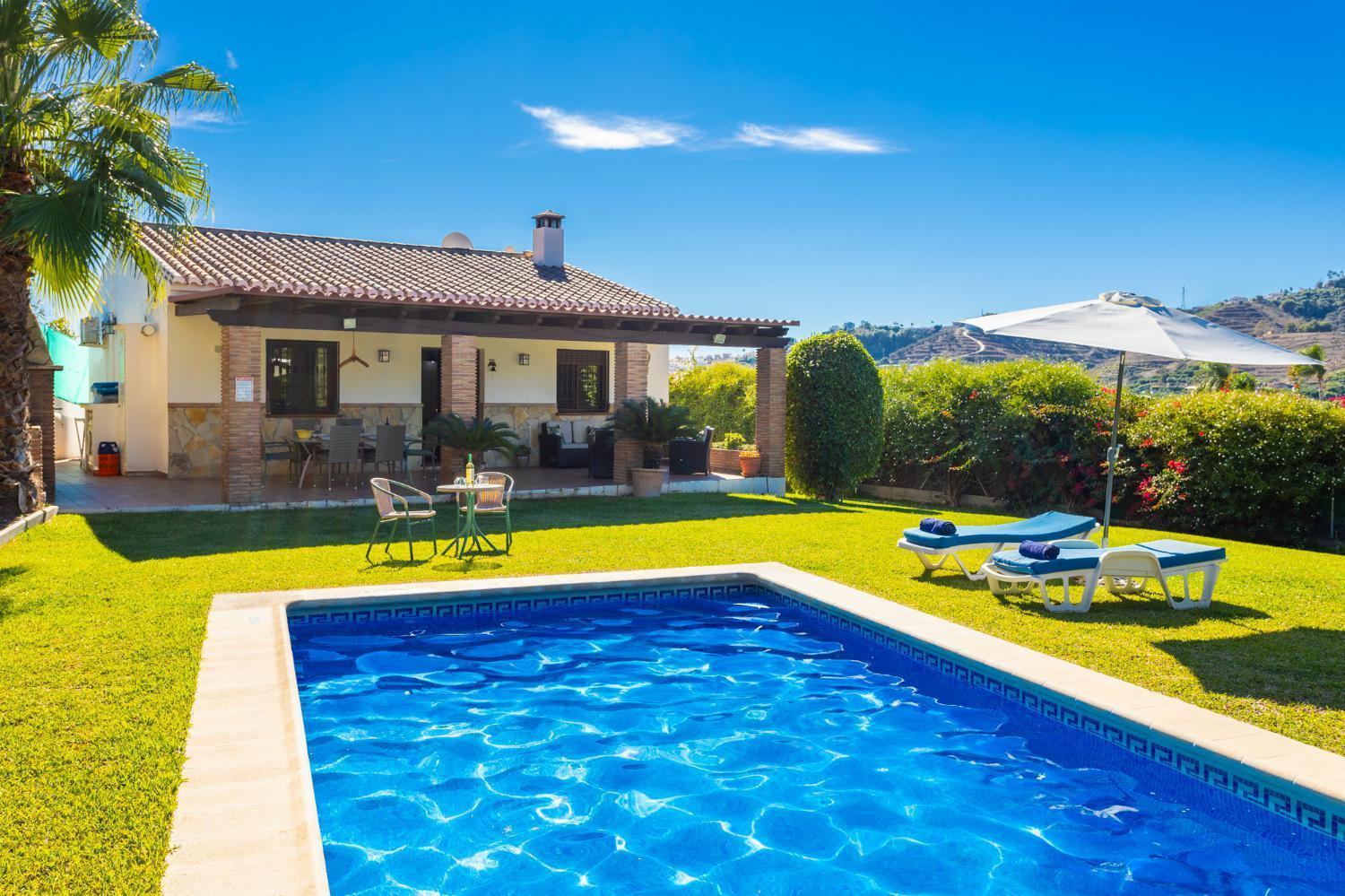 Villa Loli Imaroga One Nerja Exterior foto